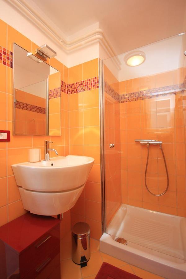 Apartments With A Parking Space Lovran, Opatija - 7705 المظهر الخارجي الصورة